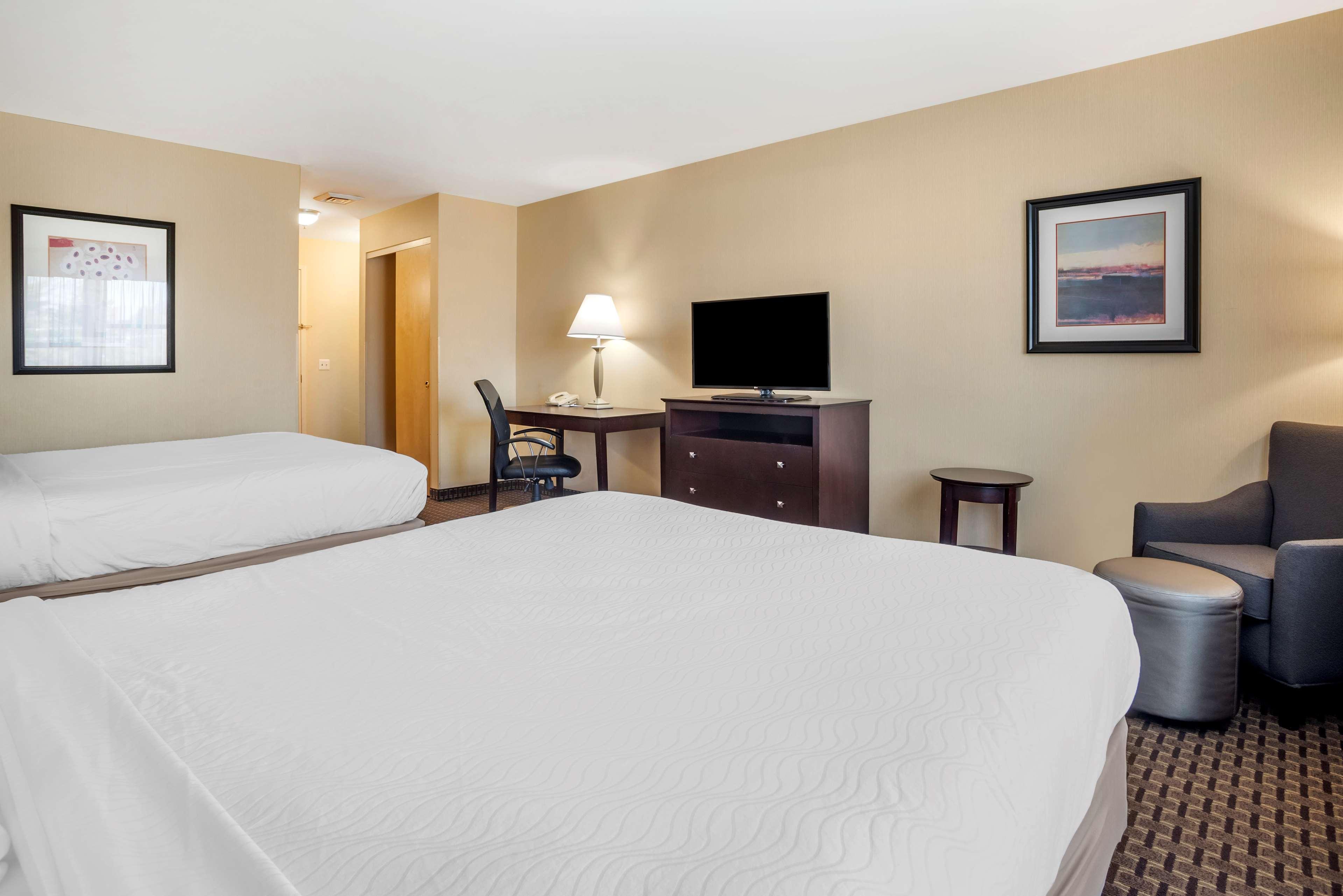 Best Western Plus Philadelphia Airport South - At Widener University Chester Buitenkant foto