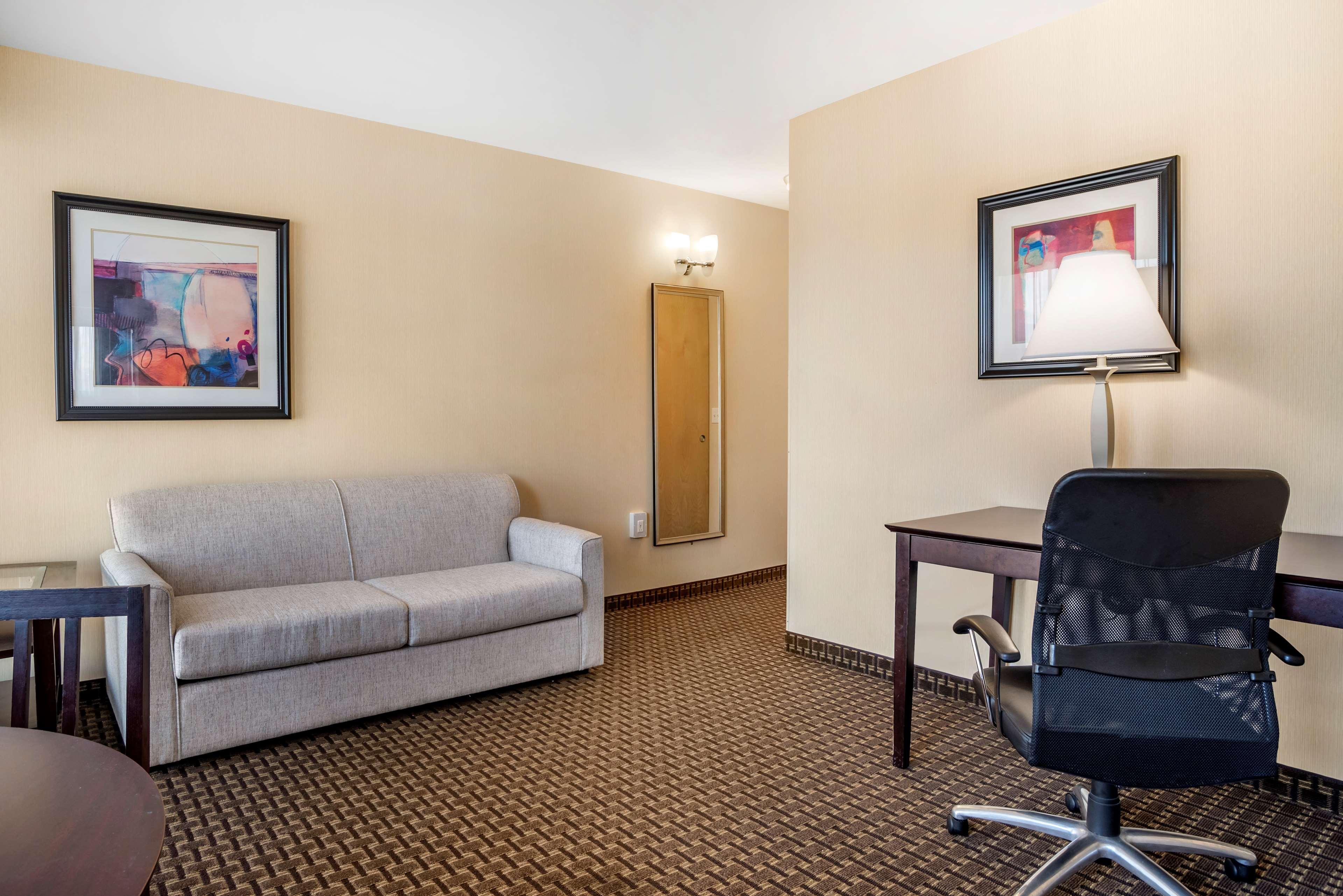Best Western Plus Philadelphia Airport South - At Widener University Chester Buitenkant foto