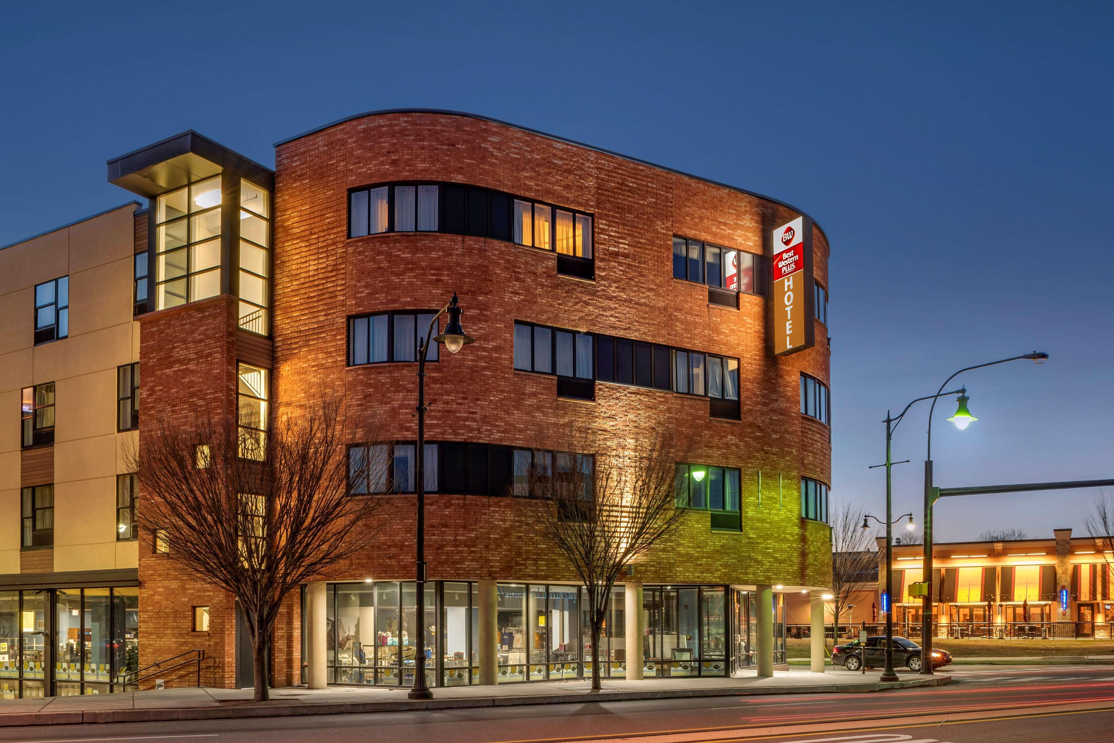 Best Western Plus Philadelphia Airport South - At Widener University Chester Buitenkant foto
